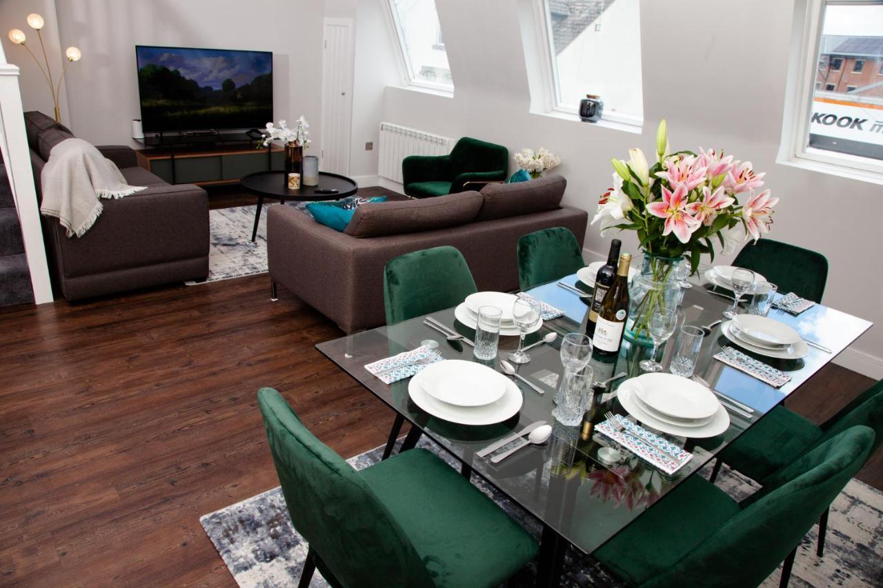 High Life Serviced Apartments - Old Town Суиндън Екстериор снимка